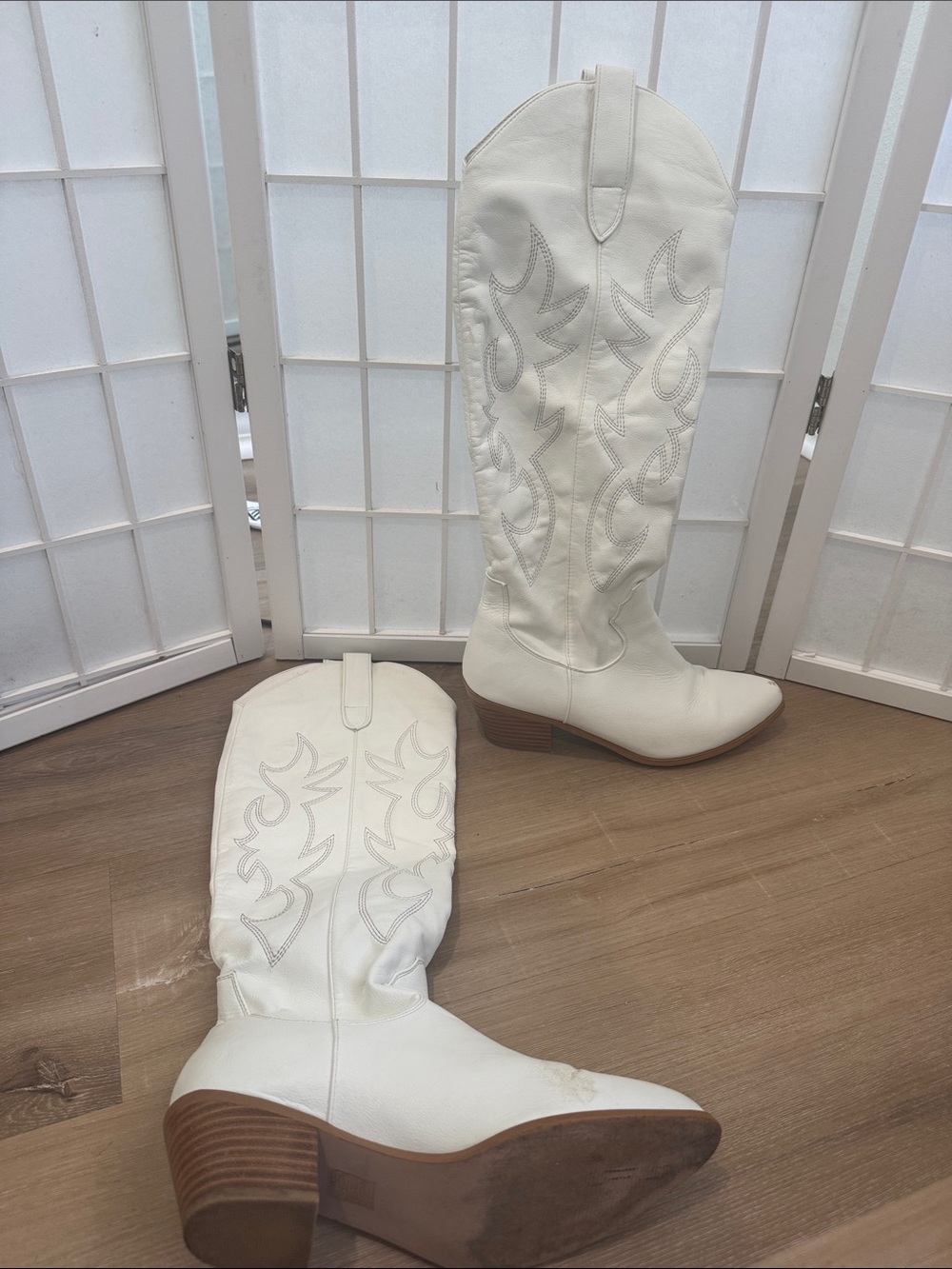 White Western Knee-High Cowgirl Boots